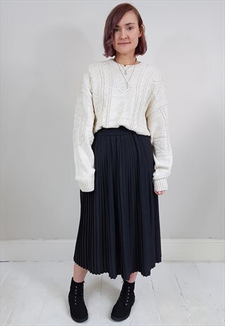 VINTAGE 90'S CREAM CHUNKY KNIT OVERSIZED JUMPER