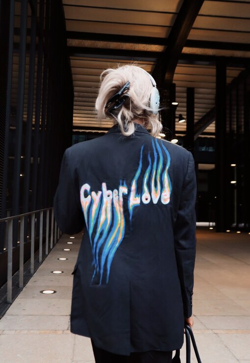 garment image