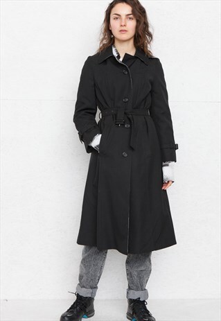 VINTAGE BLACK COAT