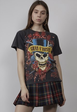 VINTAGE 90'S GUNS & ROSES ALL-OVER PRINT BAND T-SHIRT