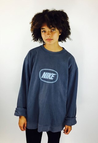 NIKE OVERSIZED EMBROIDERED SWEATSHIRT