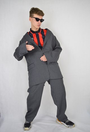 VINTAGE GREY STRIPED OVERSIZE RAVE SUIT