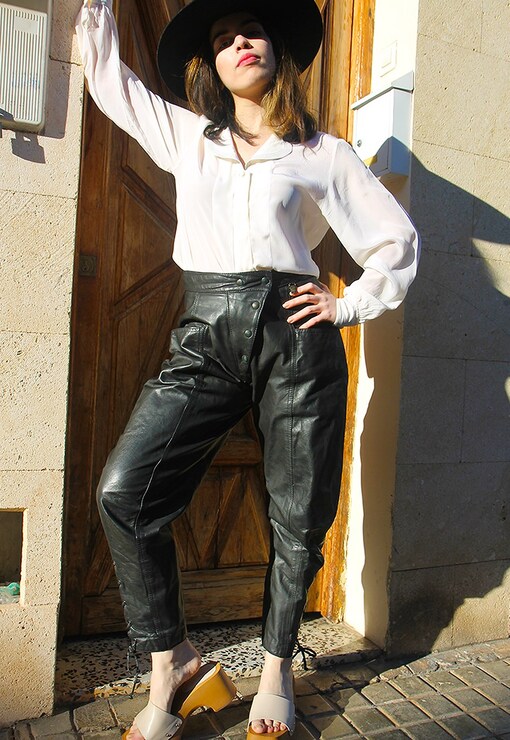garment image