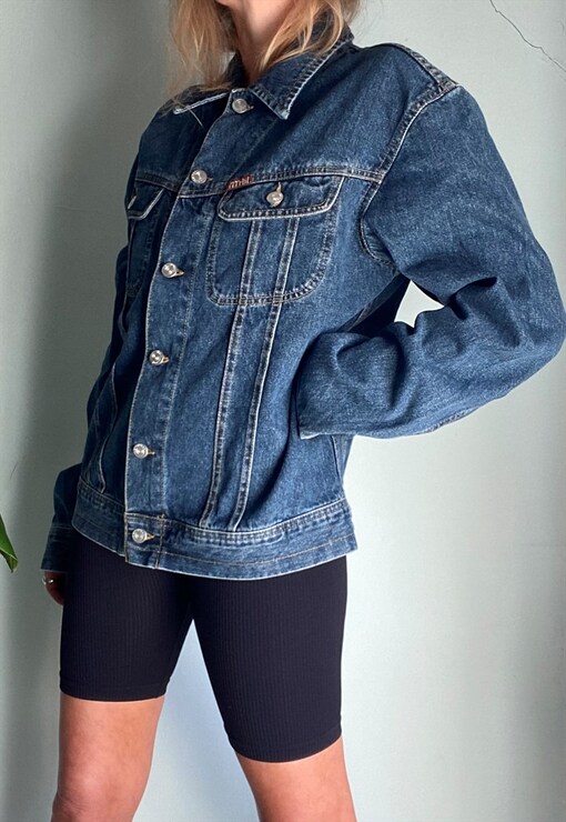 garment image