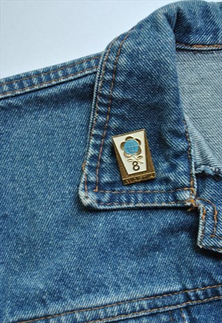80S VINTAGE FEMINIST PIN, 8 OF MARCH METAL BADGE