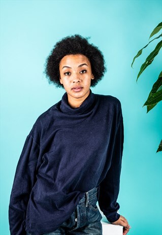 VINTAGE TURTLE NECK JUMPER IN NAVY BLUE