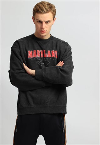 VINTAGE NIKE SWEATSHIRT