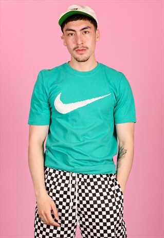 VINTAGE NIKE T SHIRT