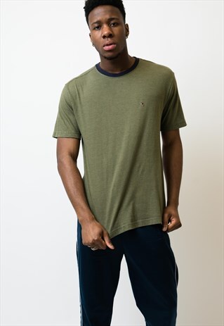 VINTAGE TOMMY HILFIGER T-SHIRT