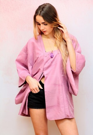1970S VINTAGE AUTHENTIC PINK JAPANESE KIMONO