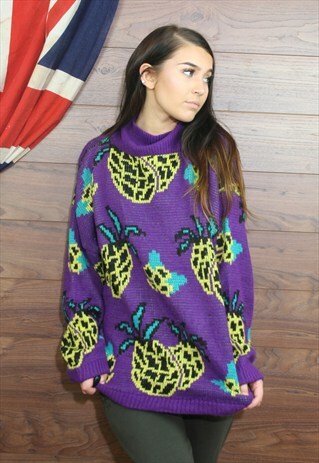 VINTAGE OVERSIZED ICELANDIC,PATTEREND,COSY KNIT JUMPER, M