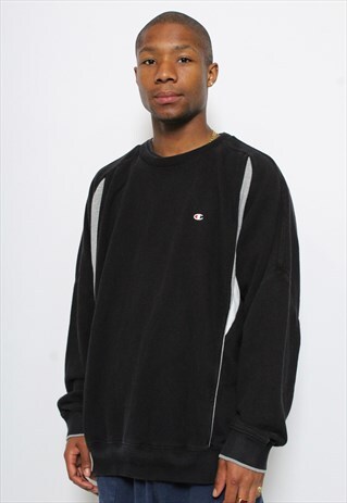 VINTAGE CHAMPION SWEATSHIRT