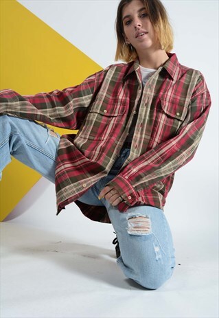 TOMMY HILFIGER SHIRT IN RED CHECK .