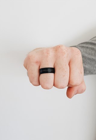 BLACK CENTER GROOVE MENS RING (STAINLESS STEEL)