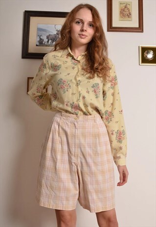 VINTAGE 90S CHECK HIGH WAIST SHORTS IN LIGHT PINK