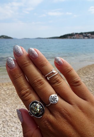 COMPASS RING