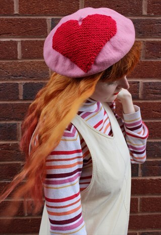 VINTAGE PALE PINK WOOL BERET WITH LARGE RED KNITTED HEART