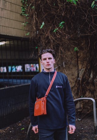 VINTAGE ORANGE ENRICO BENETTI SIDE BAG