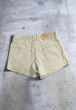 Vintage Ladies Y2K Levi's Beige Denim Shorts 