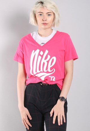 VINTAGE NIKE T-SHIRT