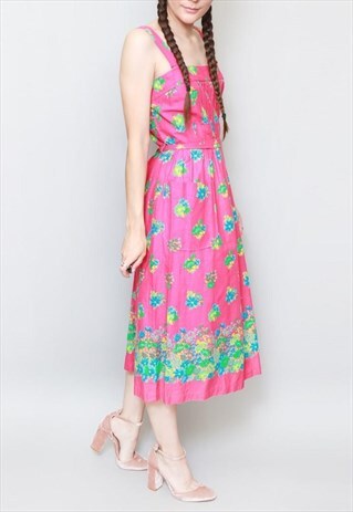 VINTAGE 1970'S VIBRANT PINK FLORAL PRINT MIDI DRESS