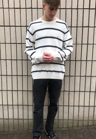 VINTAGE TOMMY HILFIGER SWEATSHIRT