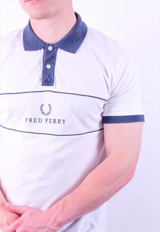 VINTAGE FRED PERRY SPELL OUT POLO SHIRT IN WHITE