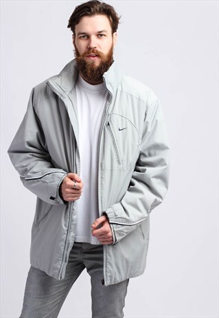 VINTAGE NIKE WINTER JACKET