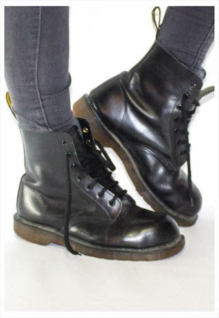 VINTAGE 80'S STEEL TOE BLACK LEATHER DR MARTEN BOOTS