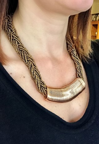 GOLD BEADS CHUNKY NECKLACE