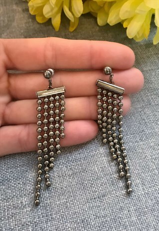 GREY DANGLE EARRINGS