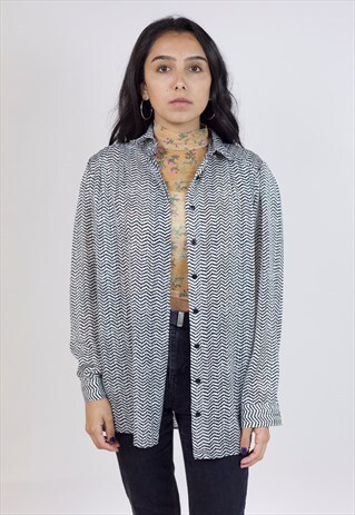 VINTAGE 90S BLACK AND WHITE PATTERNED SHIRT