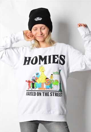WHITE SESAME STREET SWEATSHIRT