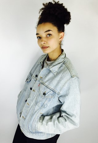 VINTAGE LEVIS DENIM JACKET