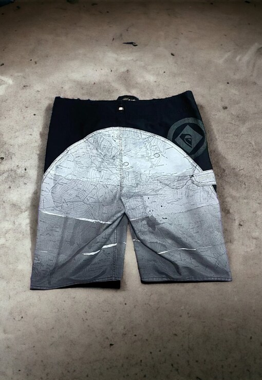 garment image