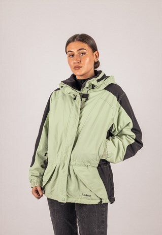 VINTAGE LL BEAN WATERPROOF TWO TONE COAT IN LIGHT GREEN.