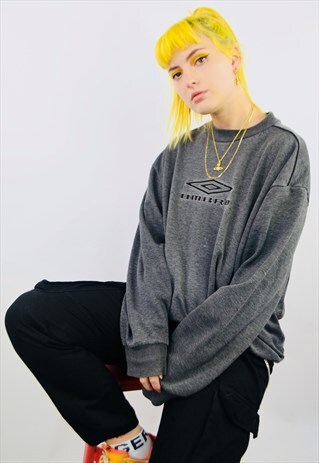 VINTAGE UMBRO EMBROIDERED SWEATSHIRT