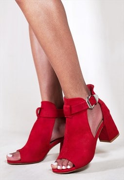 Lisa block heel with side buckle open toe front in red