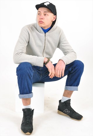 VINTAGE 90'S HOODIE IN GREY