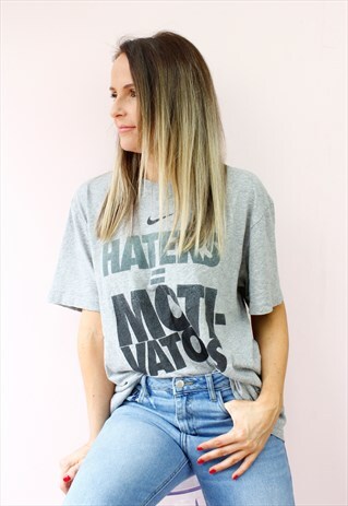 VINTAGE 90'S PRINTED SLOGAN 'NIKE' T-SHIRT TOP