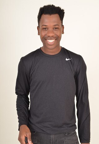 VINTAGE NIKE LONG-SLEEVE TOP BLACK 90S