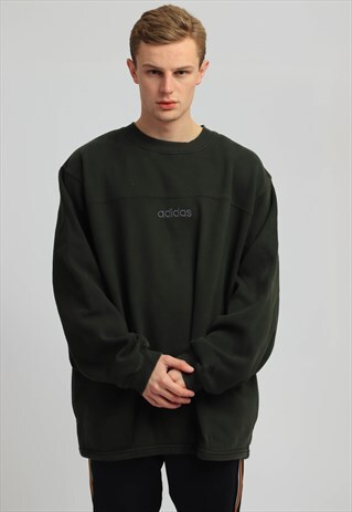 VINTAGE ADIDAS SWEATSHIRT