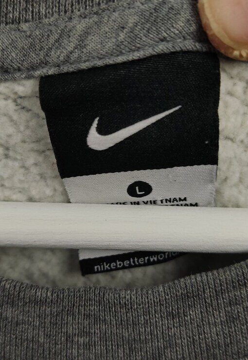 garment image