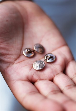 VINTAGE GOLD ORNAMENT CUFF LINKS