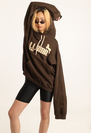 VINTAGE LLAMA PERU PRINTED HOODIE