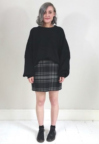 VINTAGE 90'S BLACK CHUNKY OVERSIZED JUMPER