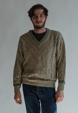 VINTAGE 80S V-NECK JUMPER IN GREEN