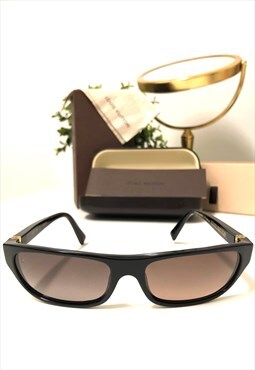 Louis Vuitton Z0024W retro Sunglasses. 