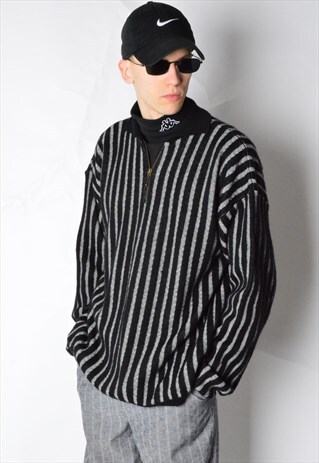 VINTAGE 60S BLACK AND WHITE STRIPPED WOOL BLEND JUMPER