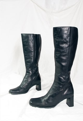 Vintage Y2K Vizzio Leather Knee Boots in Black